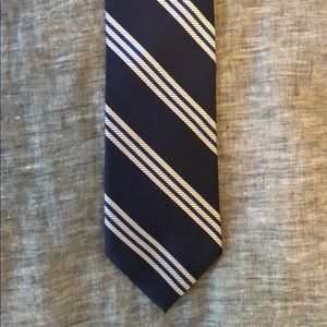Brooks brothers classic repp tie